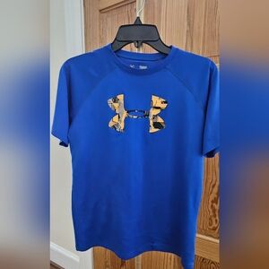 Under Armour Loose Fit Heat Gear Short Sleeve Tshirt Size YLG